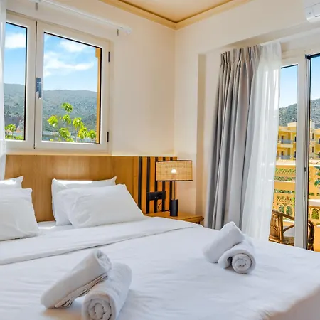 Socrates Aparthotel