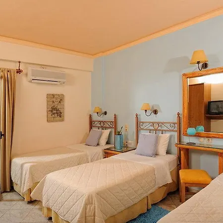 Socrates Aparthotel 3*